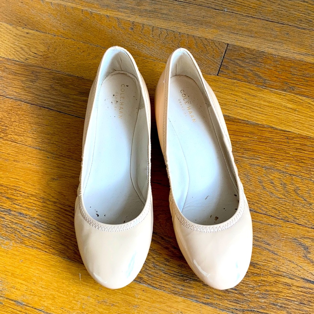 Used but great condition Cole Haan nude patent shoes